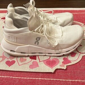 On Running Cloudnova